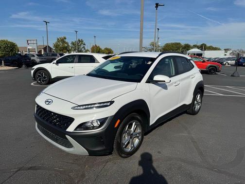 2023 Hyundai KONA SEL