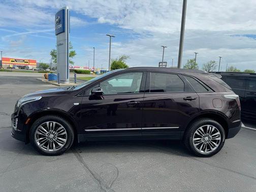 2020 Cadillac XT5 Sport