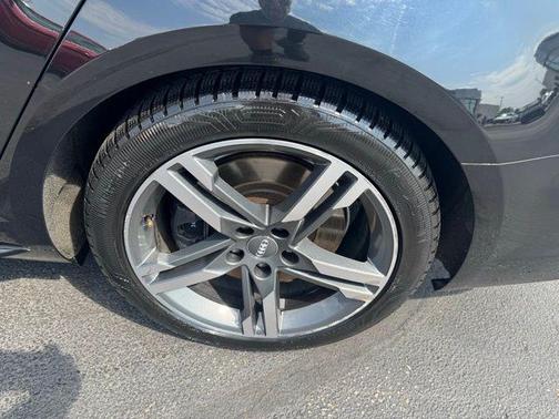 2018 Audi A4 2.0T Premium Plus