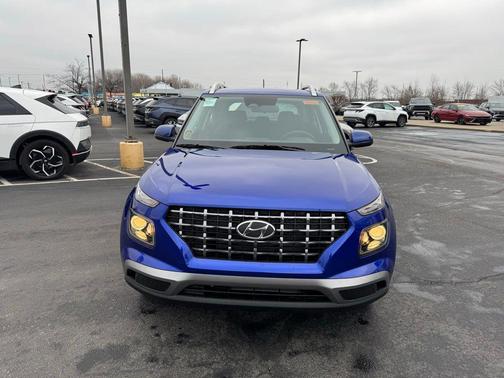 2026 Hyundai VENUE SEL