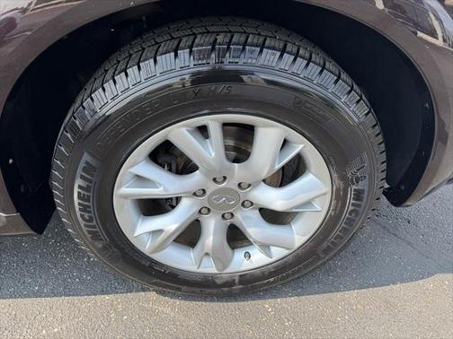 2014 INFINITI QX80 Base