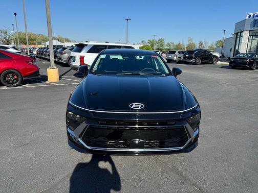 Abyss Black 2026 Hyundai SONATA SEL
