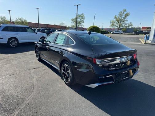 Abyss Black 2026 Hyundai SONATA SEL