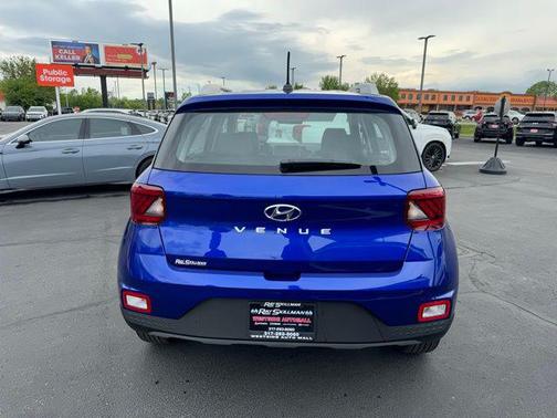 2025 Hyundai VENUE Limited