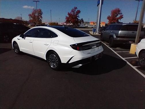 2025 Hyundai SONATA Hybrid Limited