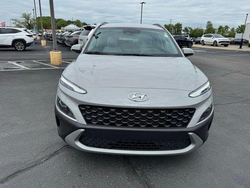 Cyber Silver 2023 Hyundai KONA SEL