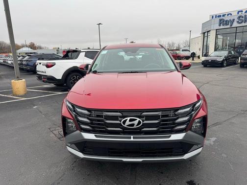 2026 Hyundai TUCSON SE