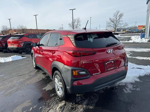 2021 Hyundai KONA SE