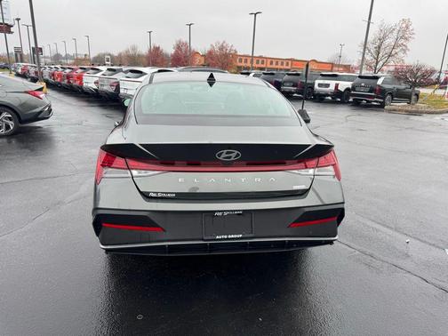 2026 Hyundai ELANTRA HEV Blue
