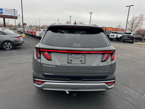 2026 Hyundai TUCSON SEL Premium