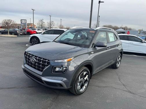 2026 Hyundai VENUE SEL