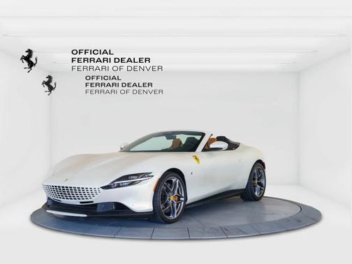 Bianco Italia 2024 Ferrari Roma Spider