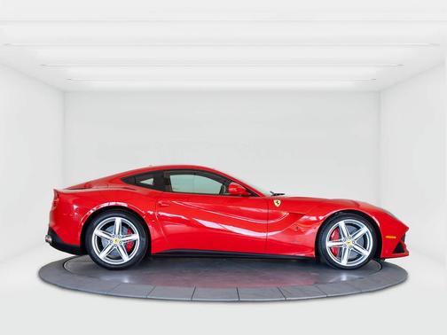 2017 Ferrari F12berlinetta Base