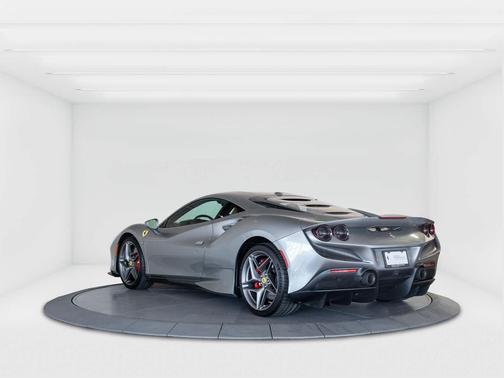 2020 Ferrari F8 Tributo Base