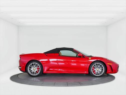 RED/Red 2008 Ferrari F430 Spider