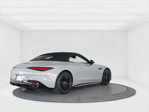 2023 Mercedes-Benz AMG SL 43 Base