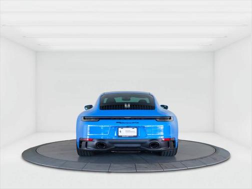 2023 Porsche 911 Carrera GTS