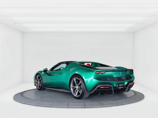 2025 Ferrari 296 GTS 