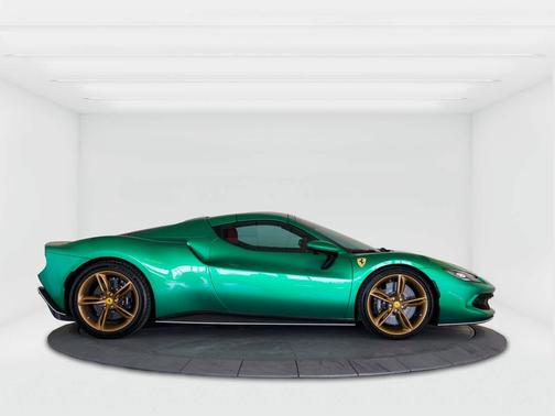 2025 Ferrari 296 GTS 