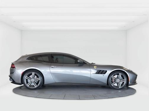 2018 Ferrari GTC4Lusso V12