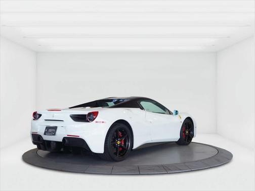 2018 Ferrari 488 Spider Base