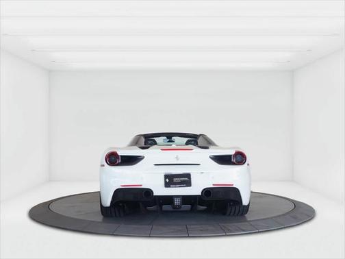 2018 Ferrari 488 Spider Base