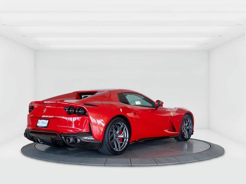Rosso Corsa 2021 Ferrari 812 GTS
