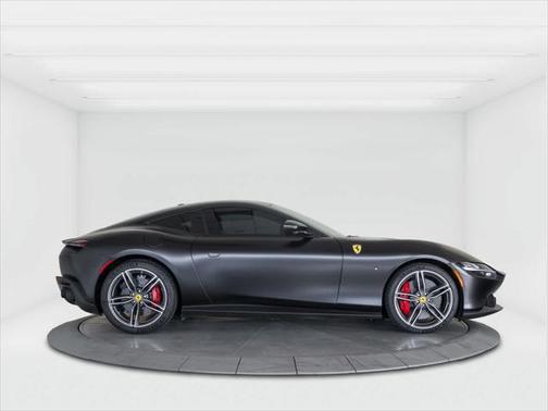 2022 Ferrari Roma