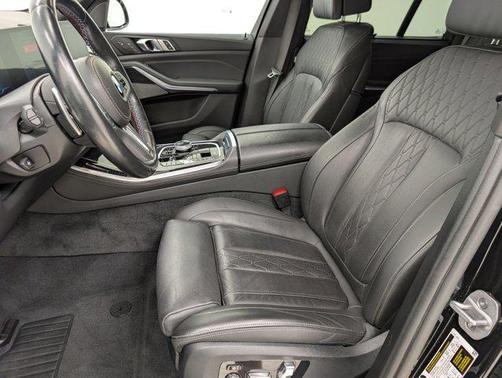 2024 BMW X5 M60i