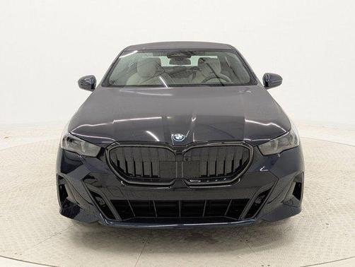 2026 BMW 550e xDrive