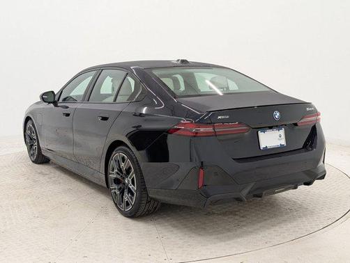 2026 BMW 550e xDrive