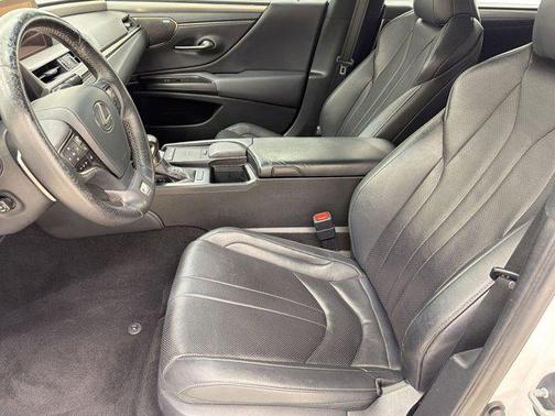 Eminent White Pearl 2019 Lexus ES 350 Base