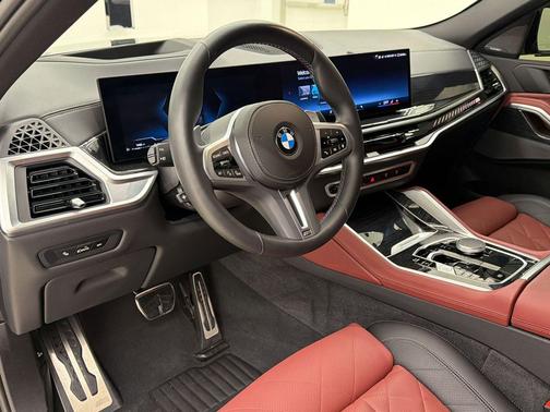 Black Sapphire Metallic 2024 BMW X6 M60i