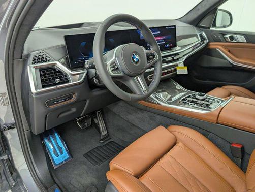 2026 BMW X7 M60i