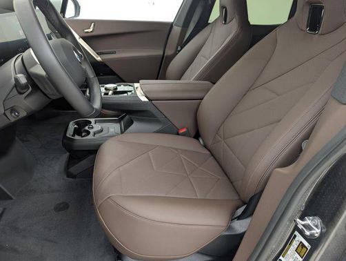 2026 BMW iX xDrive45