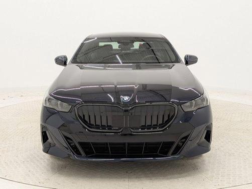 2026 BMW 550e xDrive