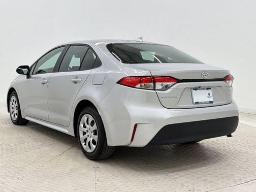Classic Silver Metallic 2025 Toyota Corolla LE