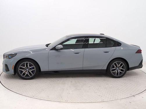 2026 BMW i5 eDrive40