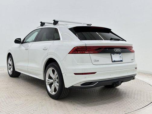 Carrara White 2022 Audi Q8 55 Premium Plus