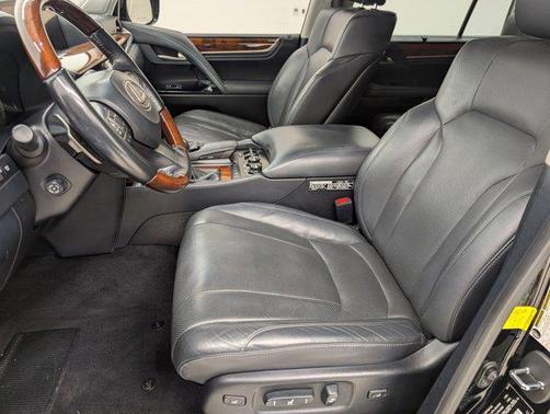 2020 Lexus LX 570 Base