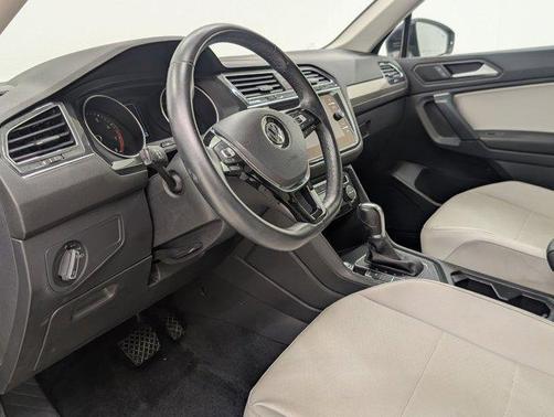 2019 Volkswagen Tiguan 2.0T SE