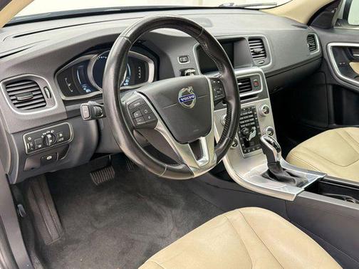 Osmium Grey Metallic 2018 Volvo S60 Inscription T5