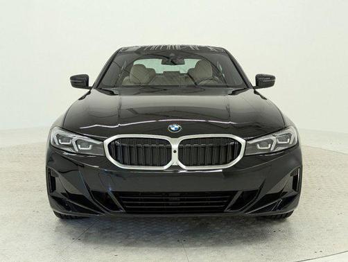 2024 BMW 330 i