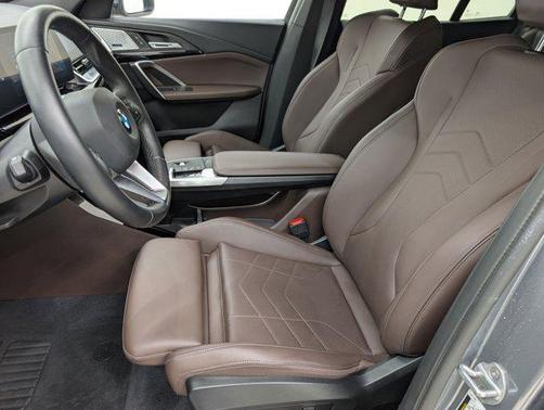 2025 BMW X2 xDrive28i