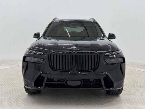 Black Sapphire Metallic 2027 BMW X7 xDrive40i