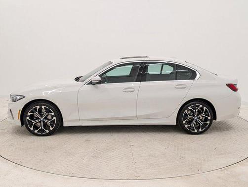 2025 BMW 330 i