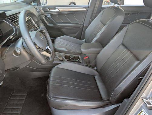 2024 Volkswagen Tiguan 2.0T SE R-Line Black 4MOTION