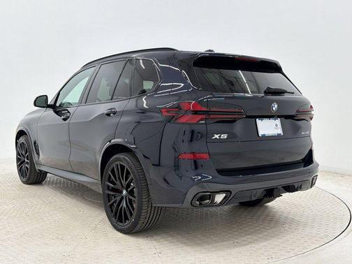Carbon Black Metallic 2026 BMW X5 xDrive40i