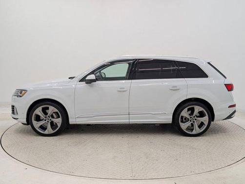 2022 Audi Q7 55 Prestige