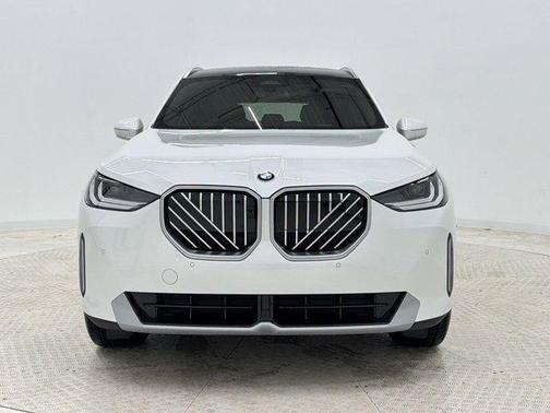 Mineral White Metallic 2026 BMW X3 30 xDrive